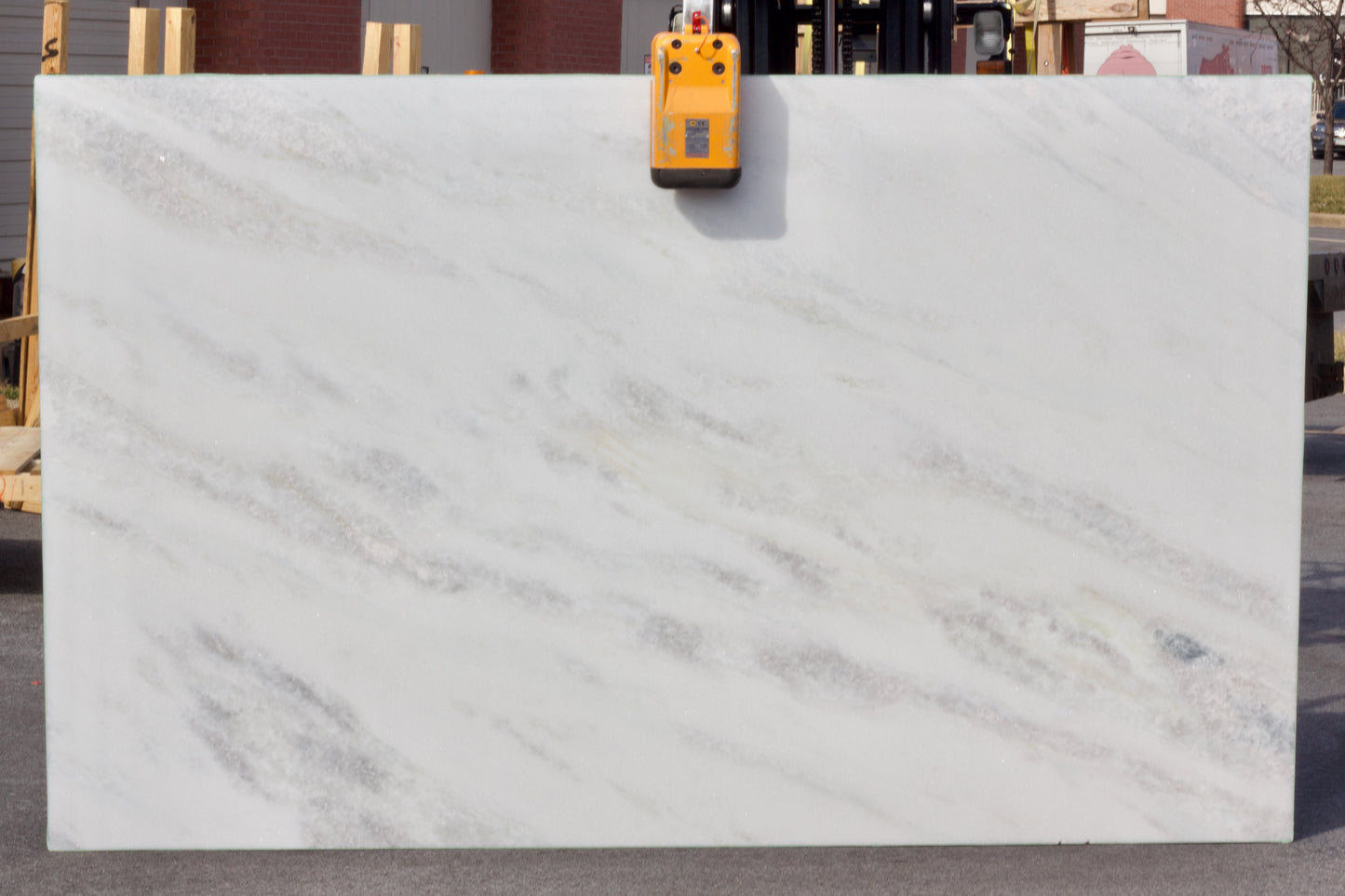 Bianco Impala - Lot 1247 - 115x72