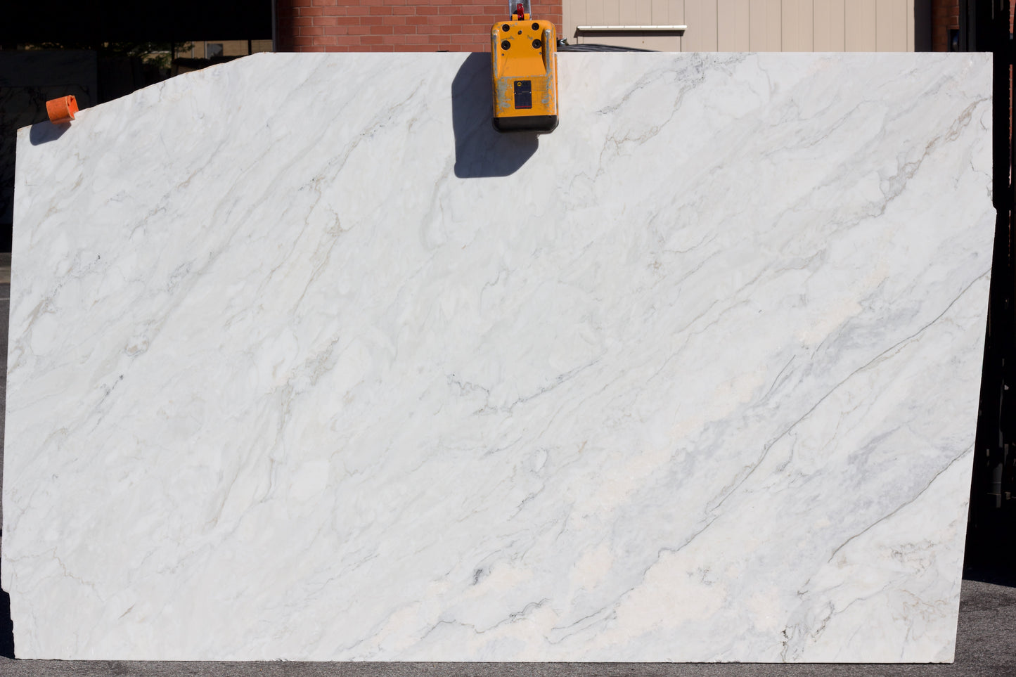 Calacatta Cremo - Lot 1418 - 3CM Polished - 124x72