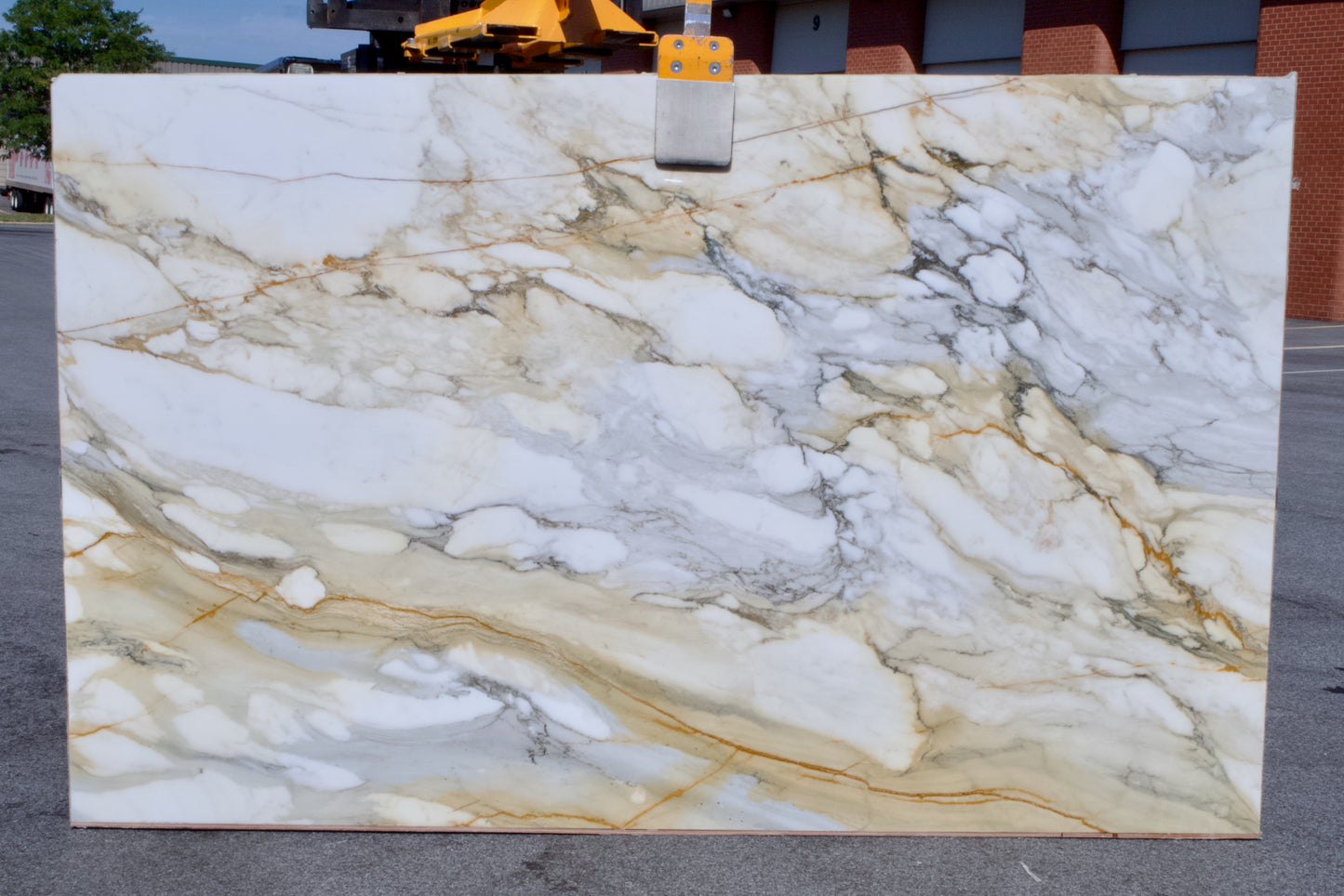 Calacatta Machia Vecchia - Lot 1276 - 2CM Polished - 118x73