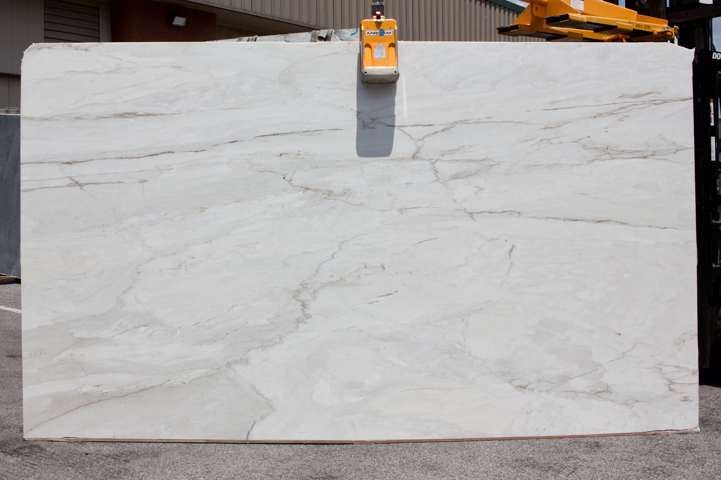 Cremo Delicato - Lot 1426 - 2CM Honed - 132x76