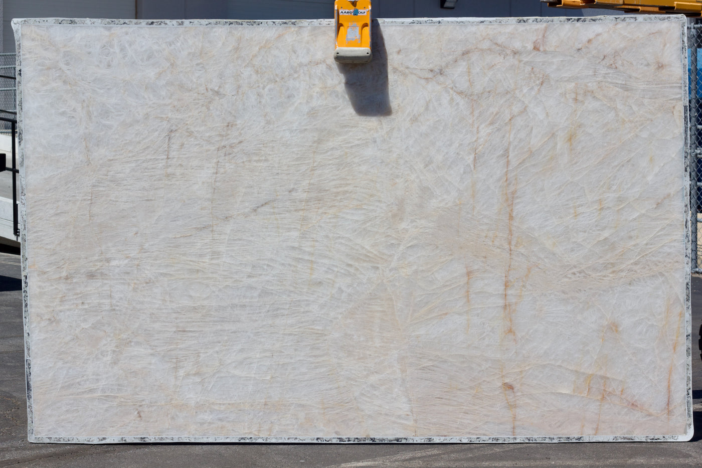 Cristallo Cream - Lot 1627 - 3CM - 127x69