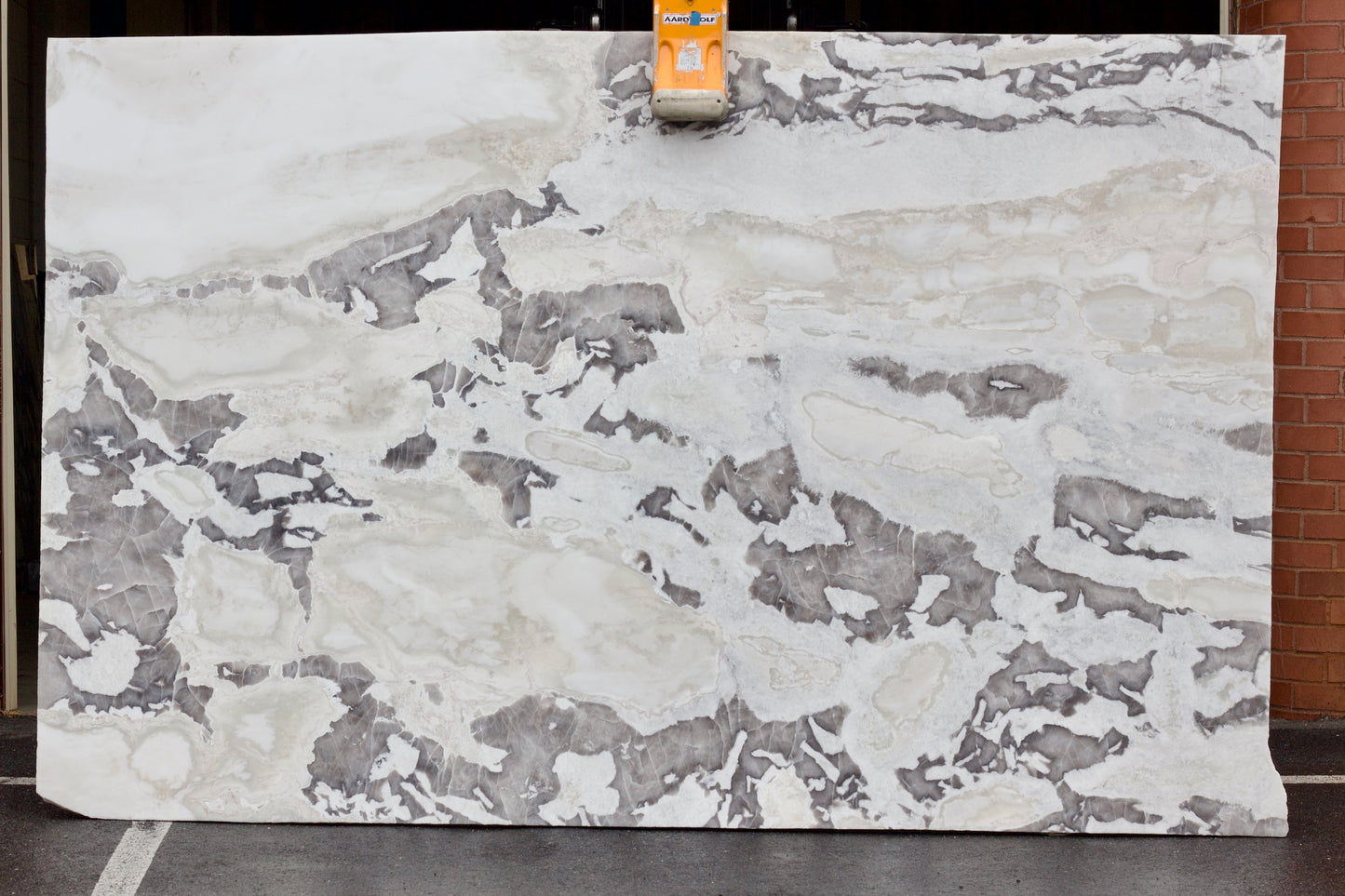 Dover White - Lot 1365 - 3CM Polished - 115x74