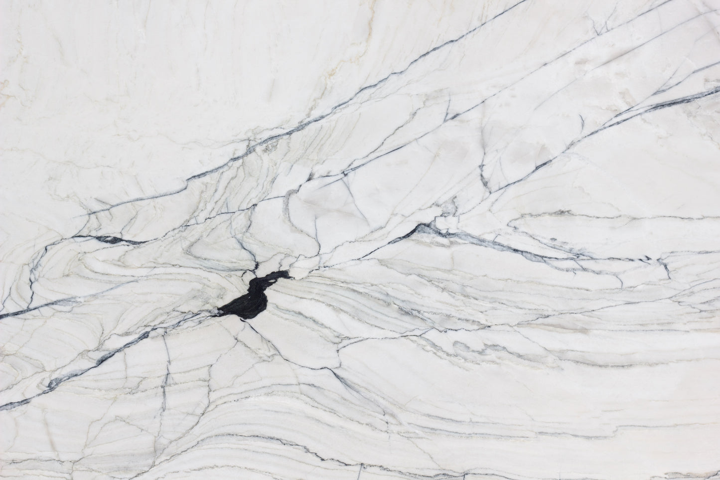 Fantasy Lux - Lot 1541 - 3CM - 130x79