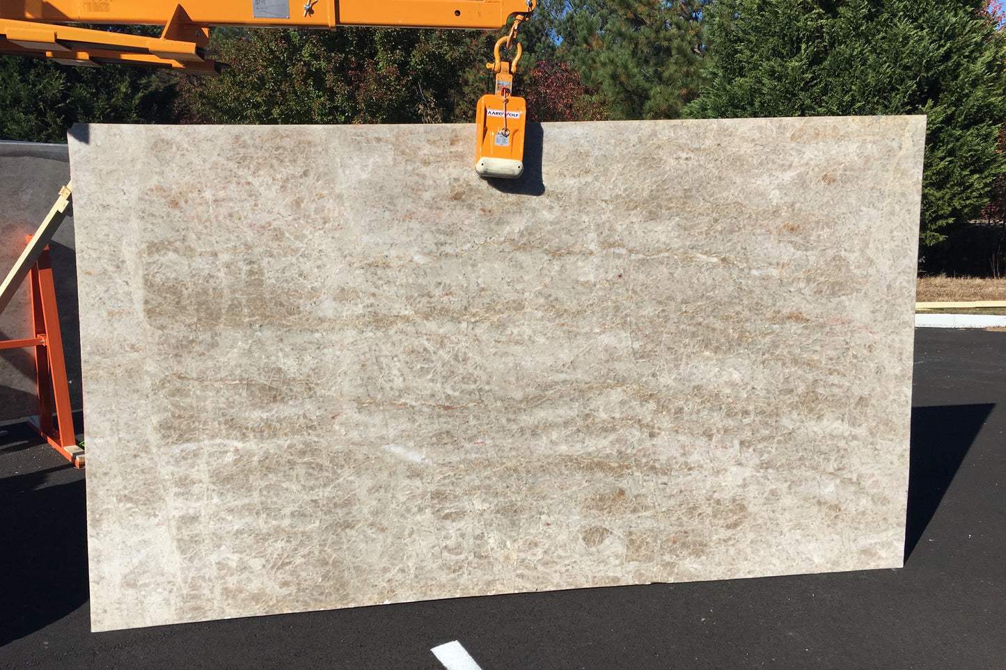 Ice Flakes - Lot 1023 - 132x73
