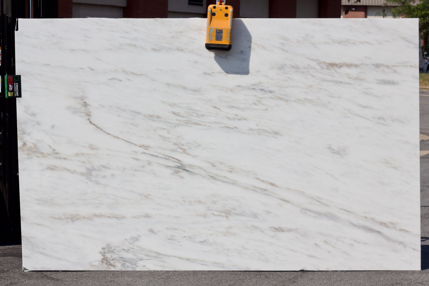 Imperial Danby - Lot 1370 - 127x80