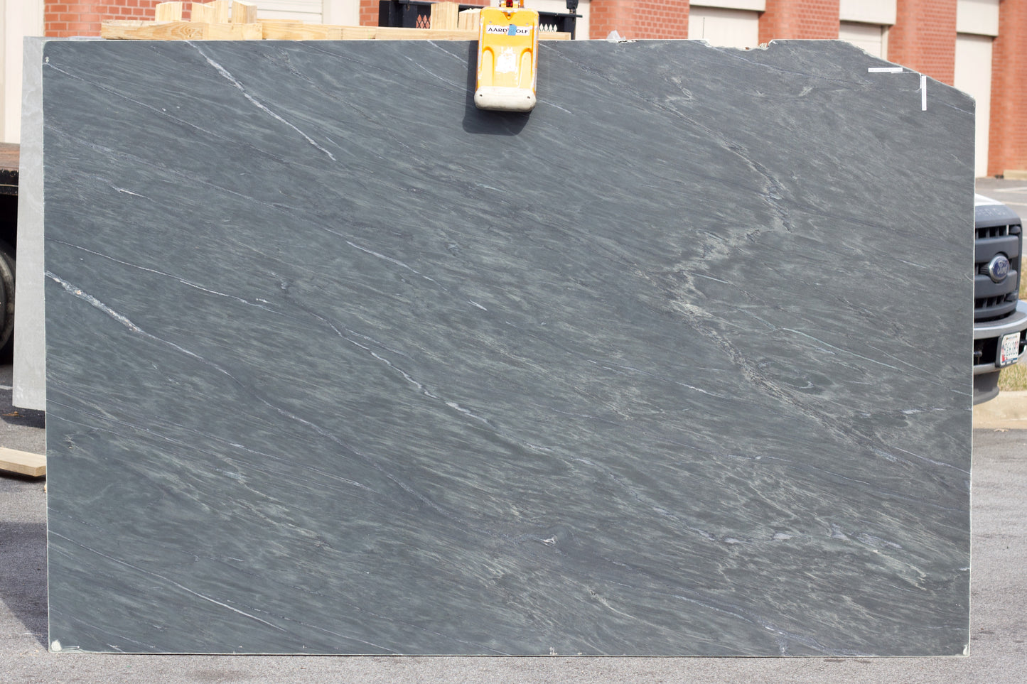 Marine Black - Lot 1335 - 108x72