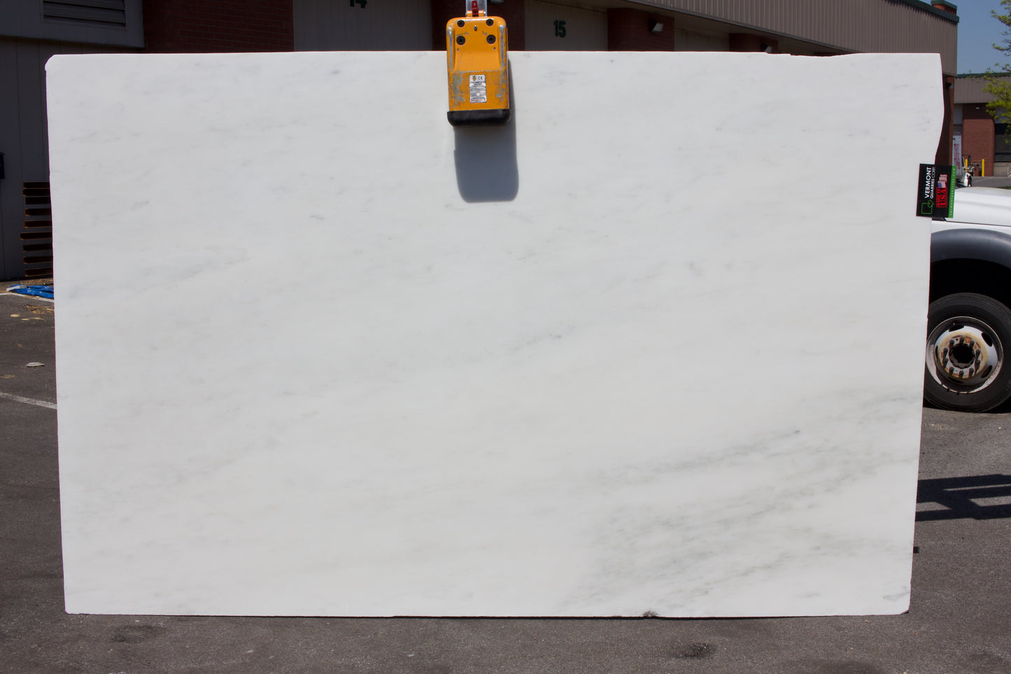 Olympian White Select - Lot 1347 - 117x75