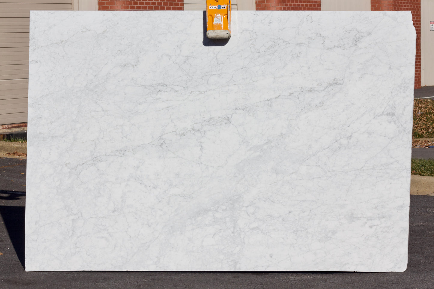 White Carrara - Lot 1239 - 115x77