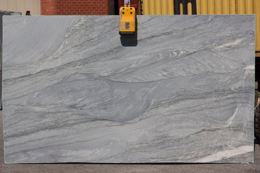Allure - Lot 1469 - 3CM Honed - 126x73