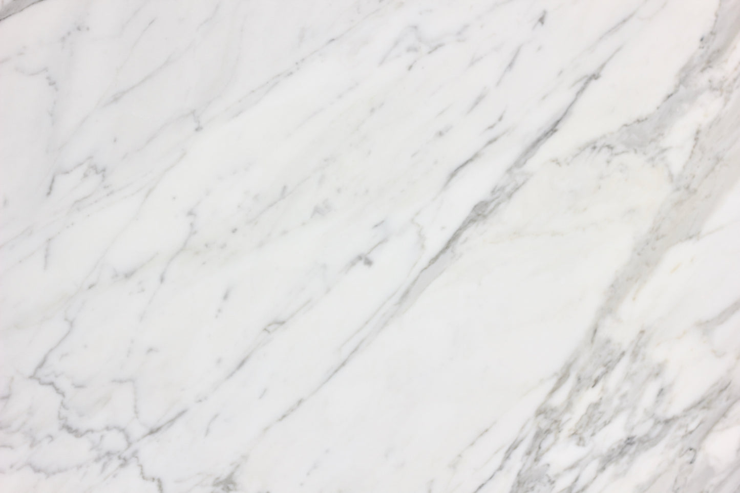 Calacatta - Lot 1606 - 3CM  - 128x68