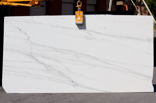 Calacatta Lincoln - Lot 1288 - 3CM Polished - 138x71