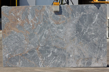 Dolce Lumina - Lot 1625 - 3CM  - 131x77