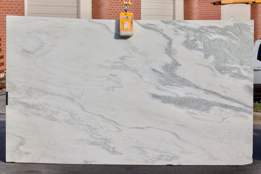 Montclair Danby - Lot 1562 - 3CM  - 126x75