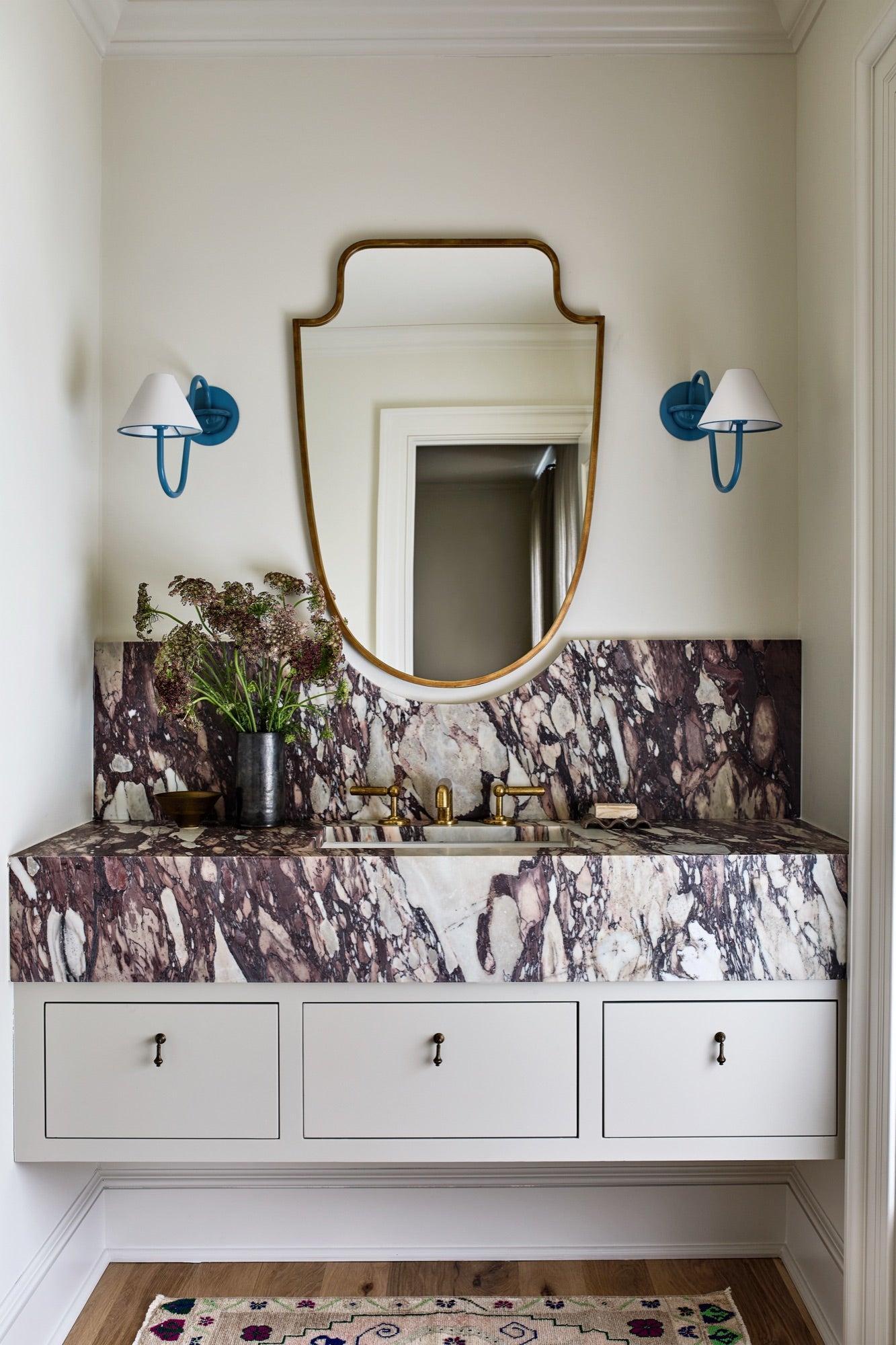 Calacatta Viola Bath